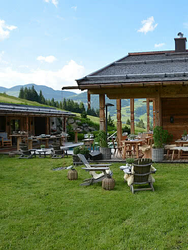 Premiumlage Außenansicht der luxuriösen Schmiedalm - dem Chalet in Saalbach Hinterglemm