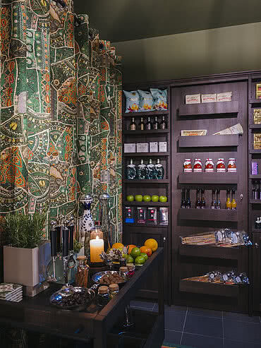 Begehbarer Hofladen Begehbare Minibar im Chalet Die Schmiedalm